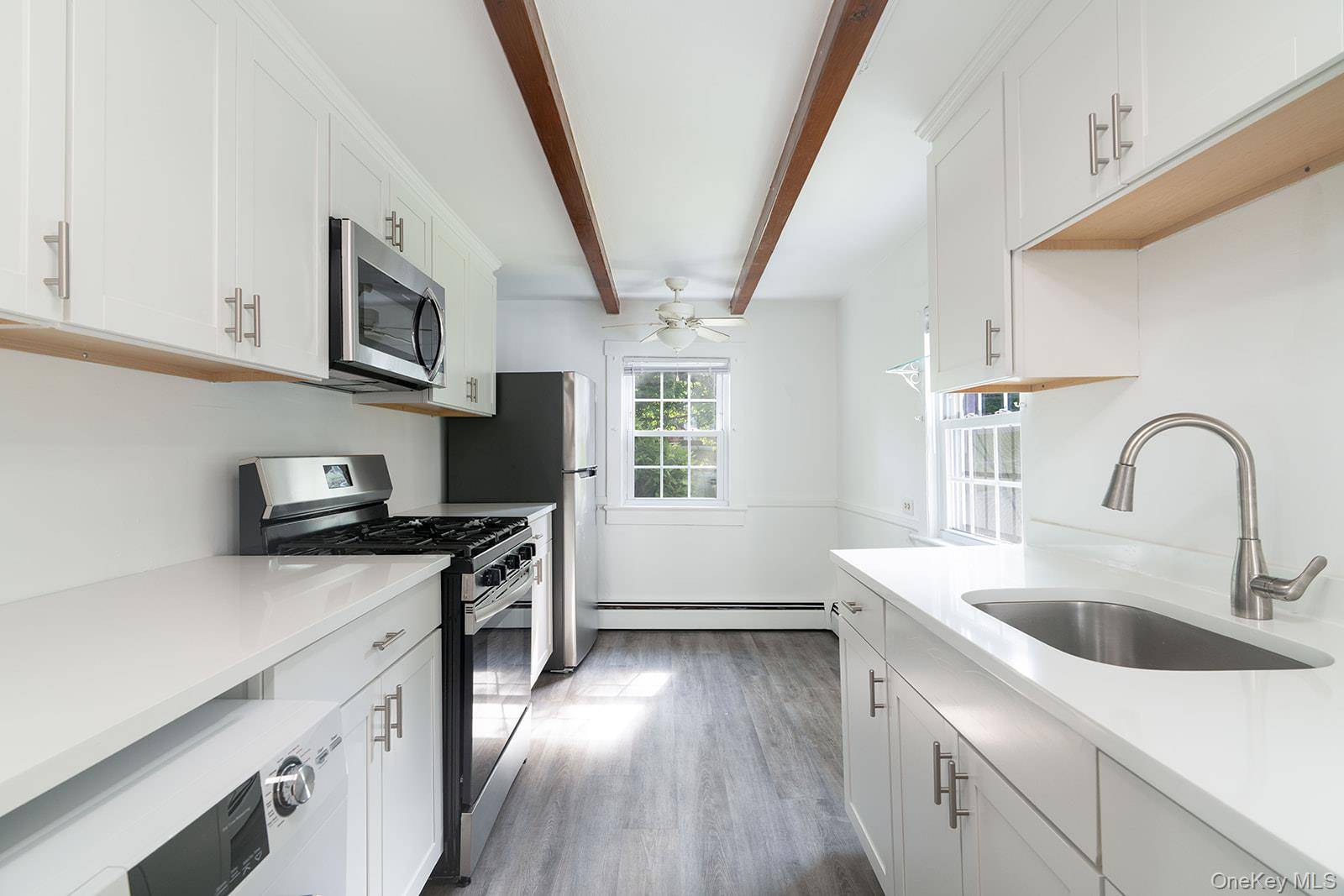 Blauvelt, NY 10913,103 W Erie ST