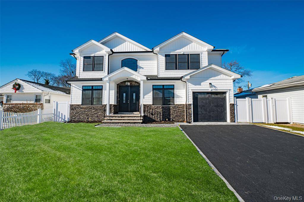 Bellmore, NY 11710,1012 Olympia RD