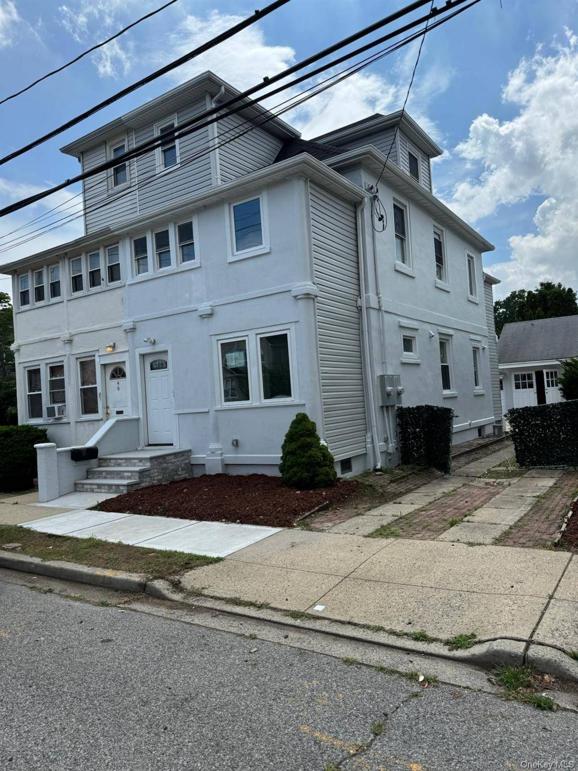 New Hyde Park, NY 11040,44 Lewis AVE