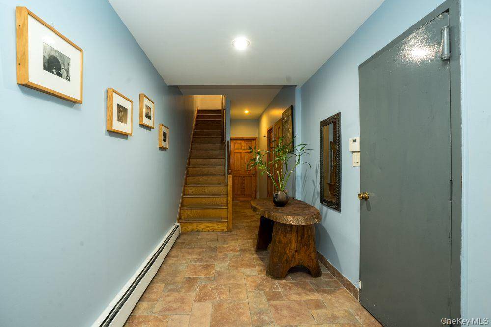 Bronx, NY 10463,3056 Independence AVE