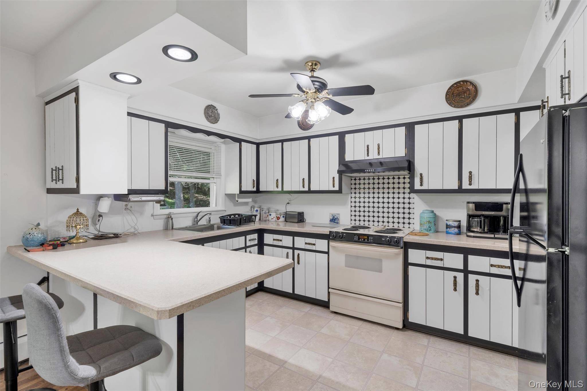 Wurtsboro, NY 12790,1051 South RD