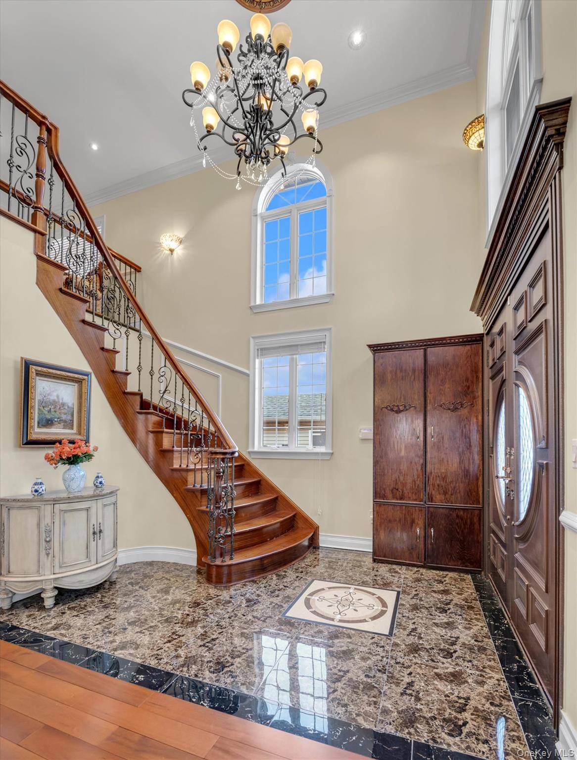 Bayside, NY 11364,69-68 229th ST