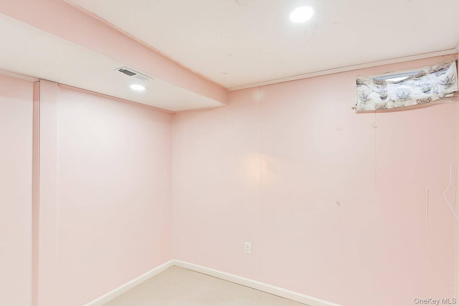 Brentwood, NY 11717,103 Timberline DR