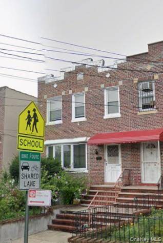 East Elmhurst, NY 11369,31-17 97 ST