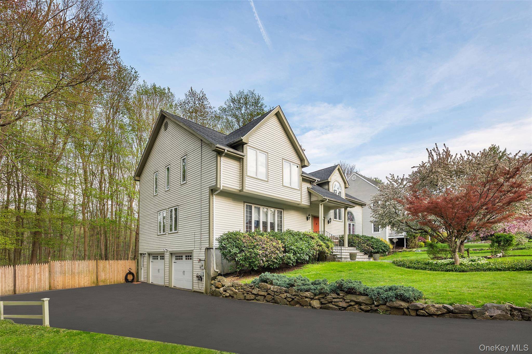 Yorktown Heights, NY 10598,1400 Chatham LN