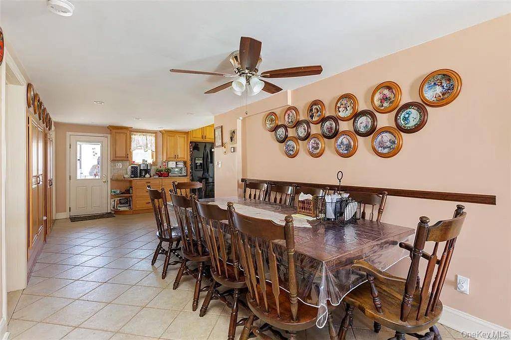 Island Park, NY 11558,Address not disclosed