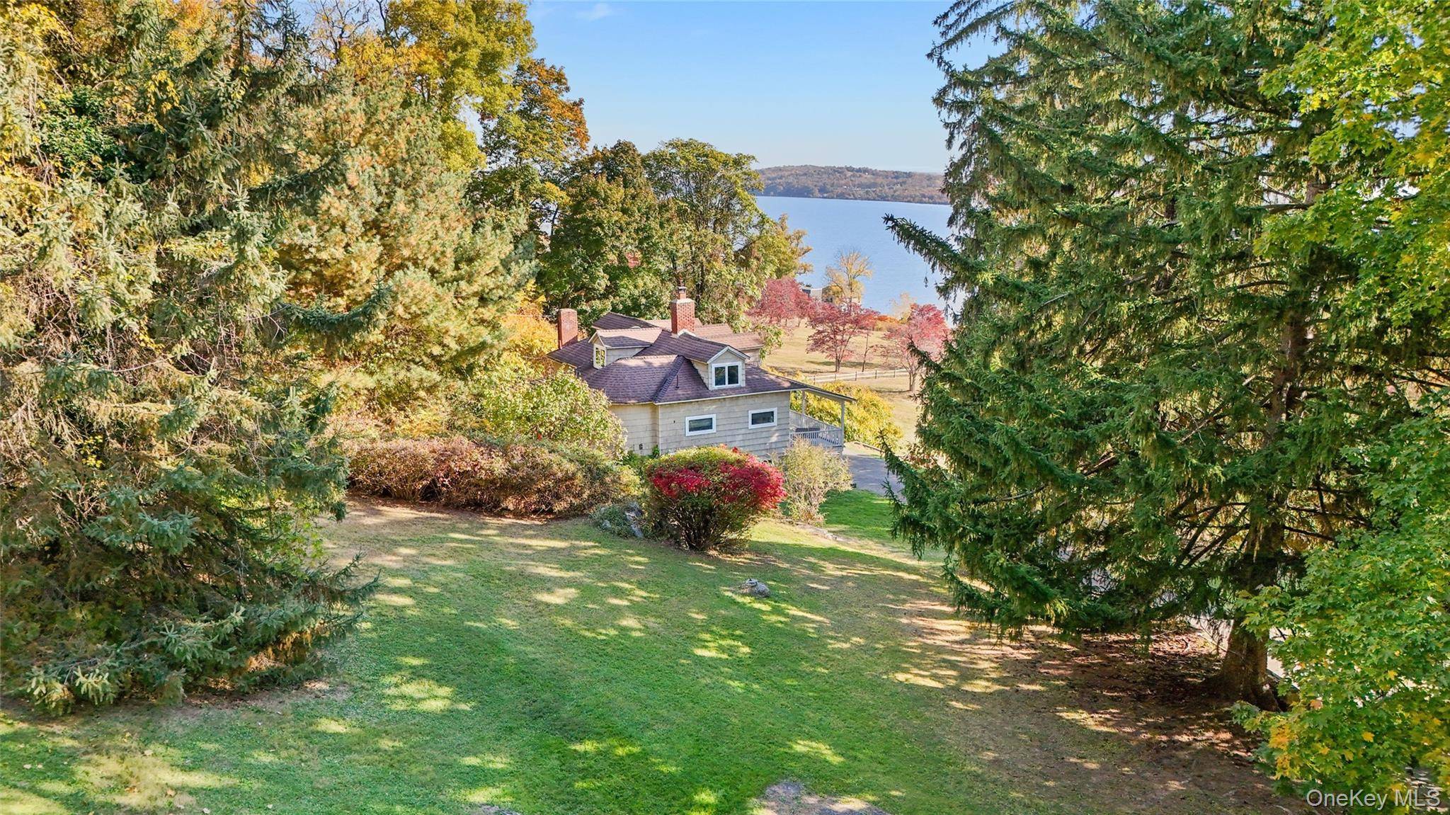 Newburgh, NY 12550,602 River RD