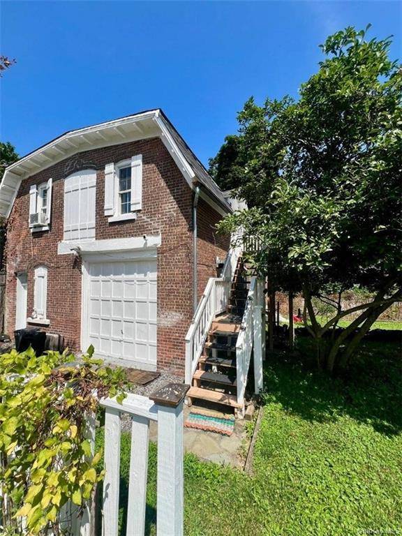 Newburgh, NY 12550,182 Grand ST