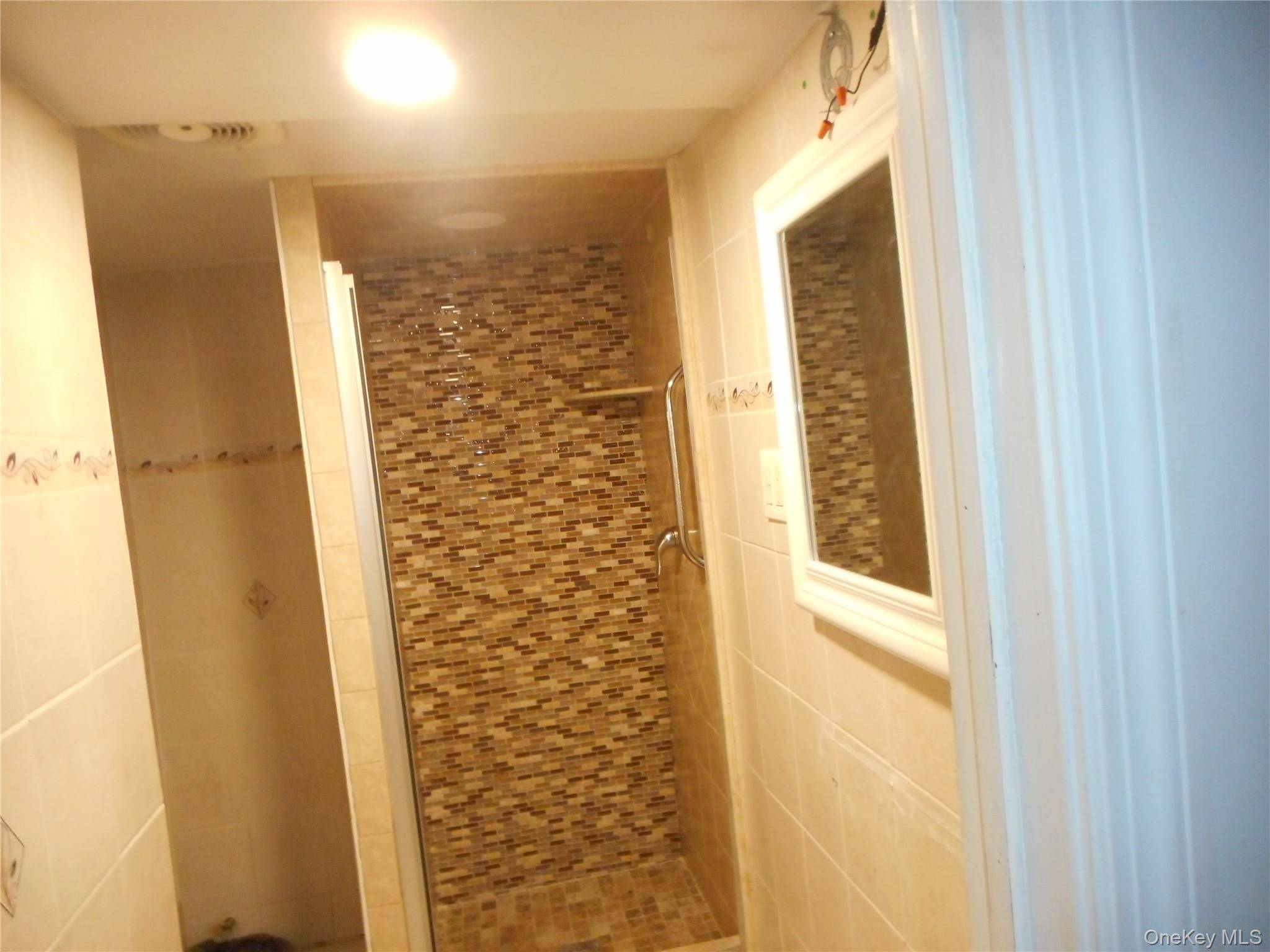 Brooklyn, NY 11236,8913 Avenue M