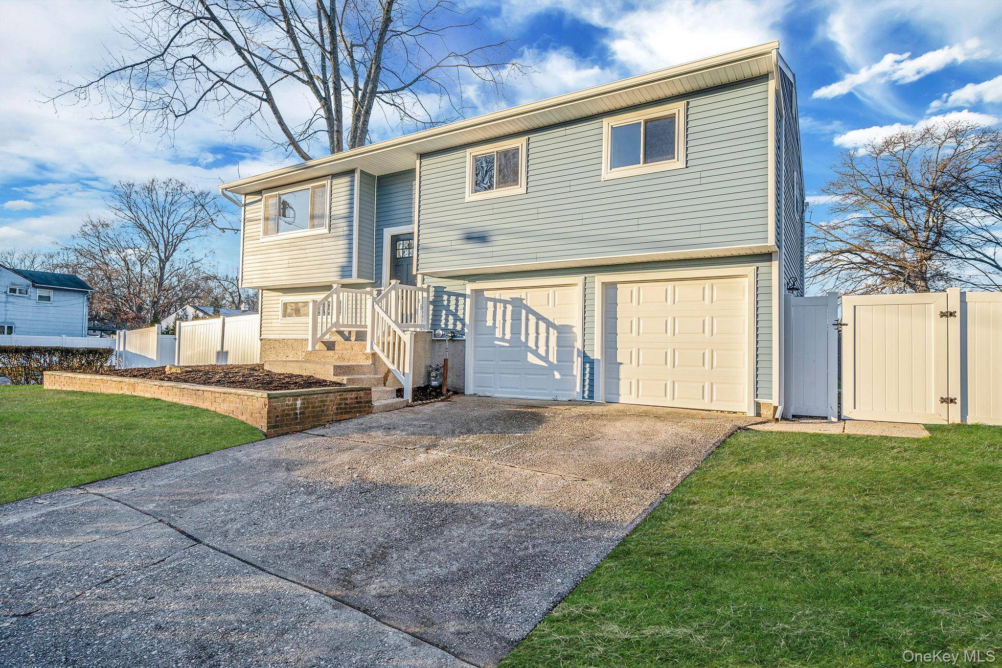 Centereach, NY 11720,3 Bellrose AVE