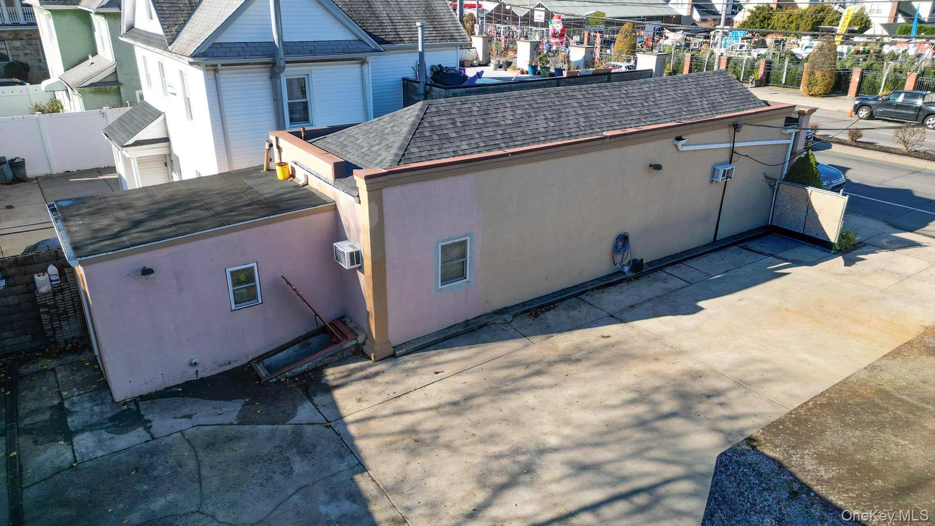 New Hyde Park, NY 11040,308 Jericho