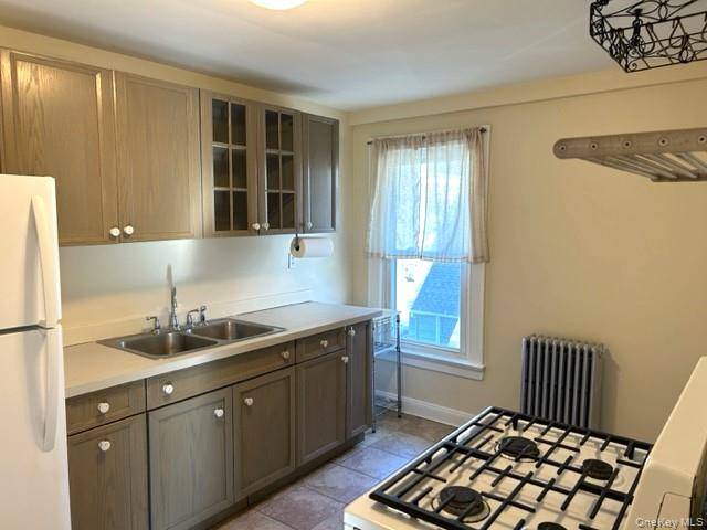 Northport, NY 11768,114 Main ST #31