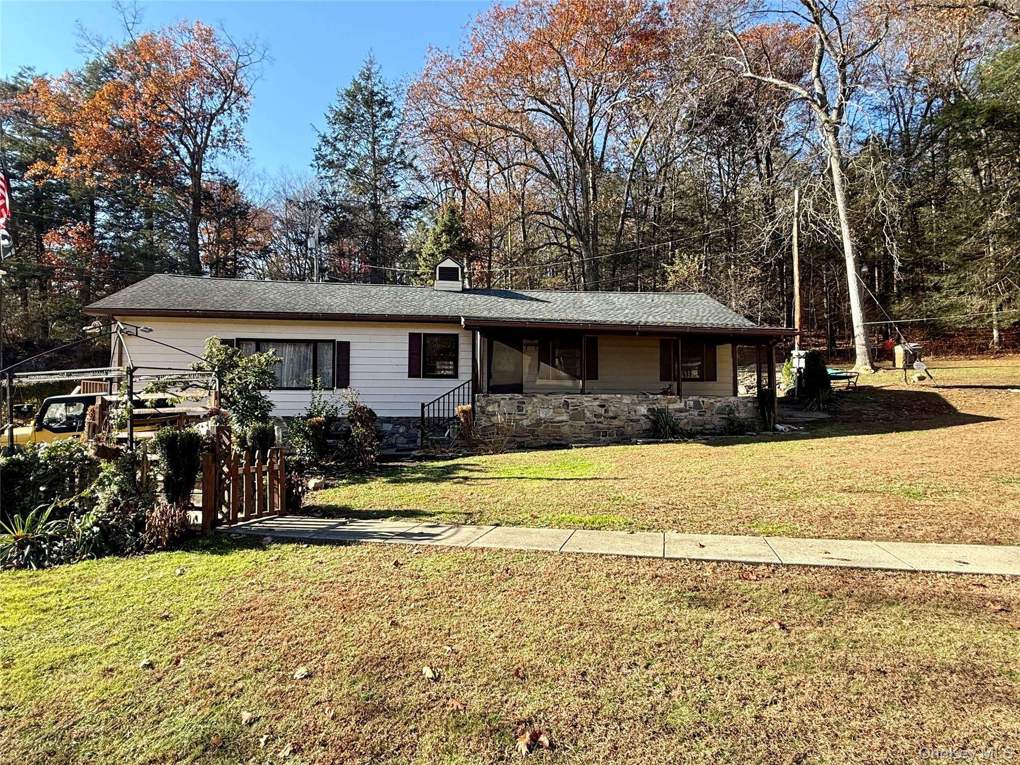 Dover Plains, NY 12522,14-16 Glen HL