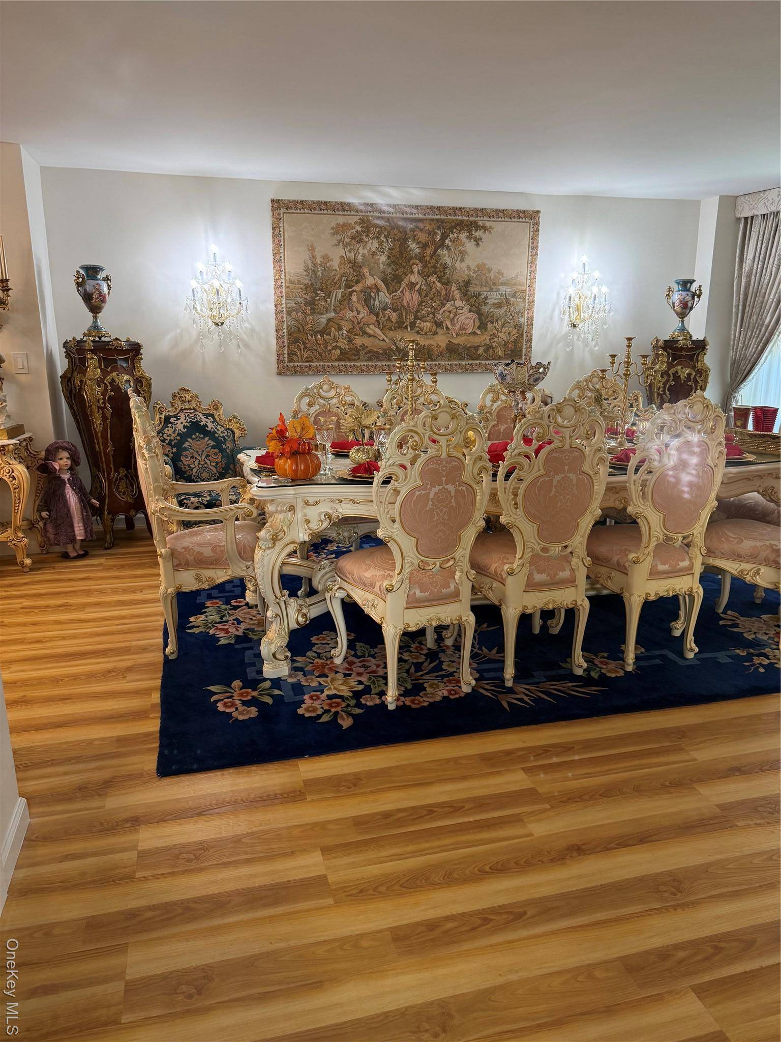 Rego Park, NY 11374,61-15 98th ST #8K