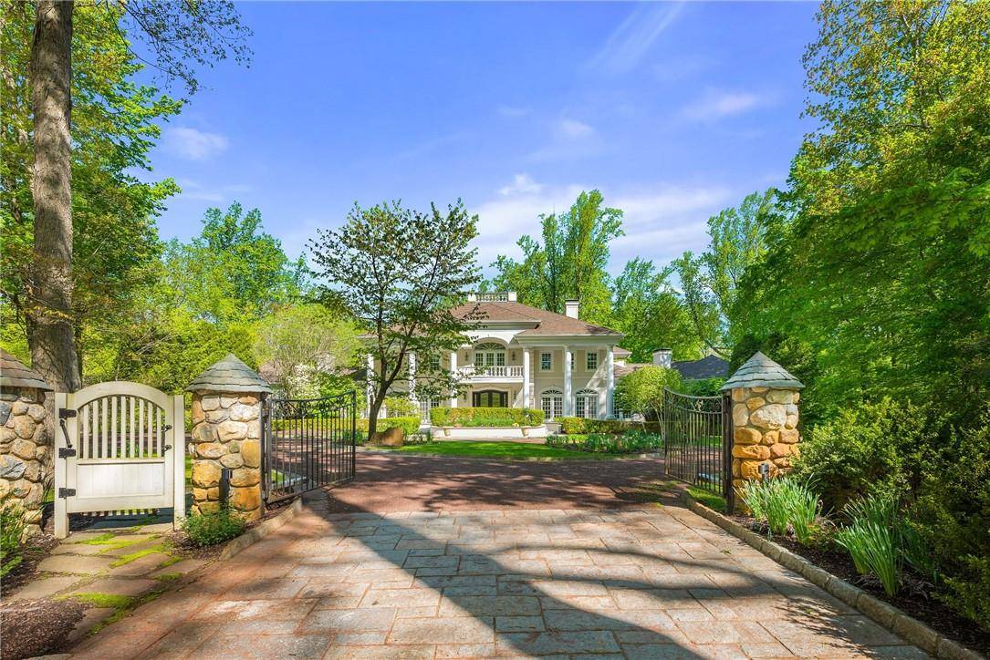 Pound Ridge, NY 10576,115 Lower Shad RD