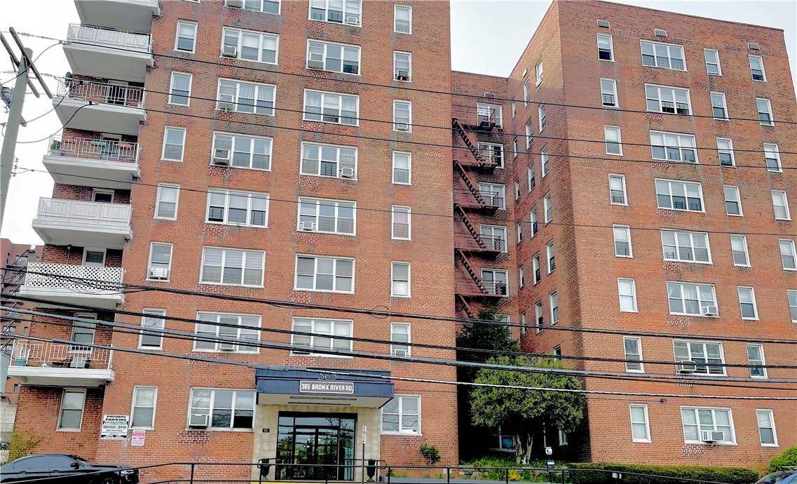 Yonkers, NY 10704,365 Bronx River RD #1E