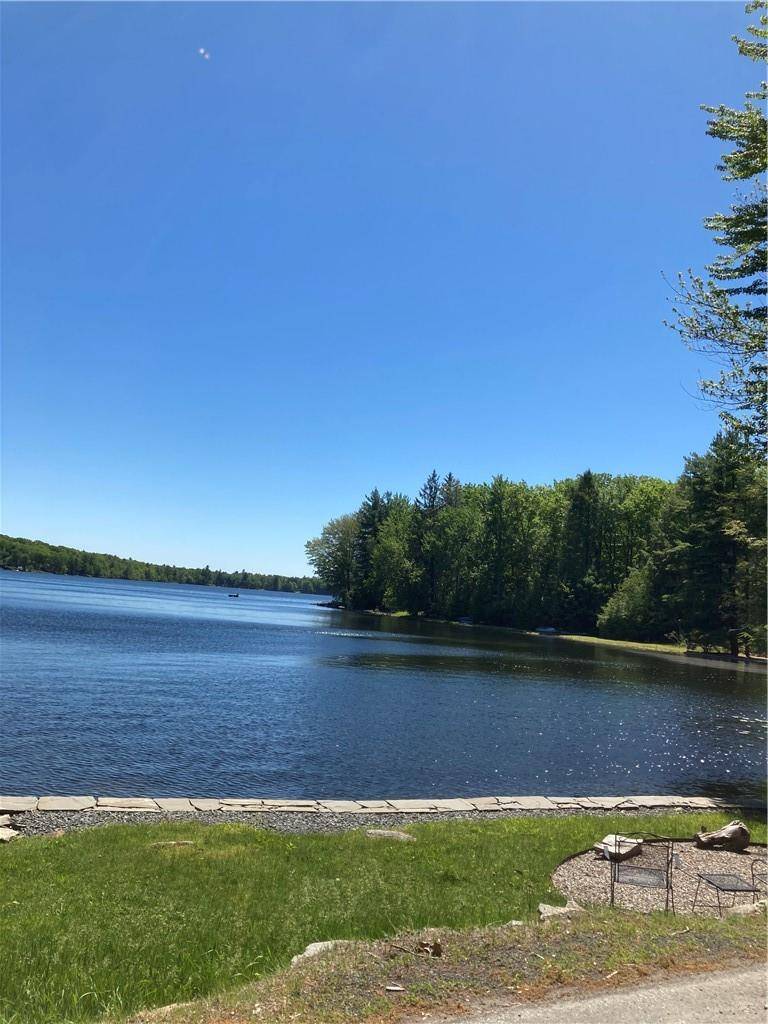 Wurtsboro, NY 12790,Oak LN