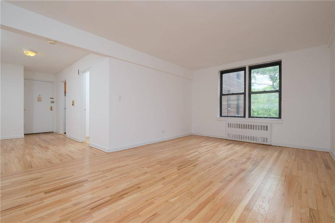 Bronx, NY 10467,2244 Bronx PARK #5-L