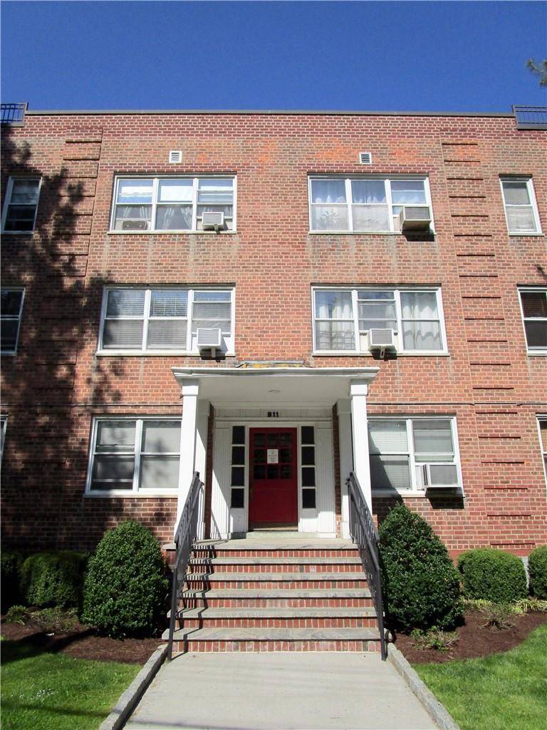 Bronxville, NY 10708,811 Palmer RD #2F