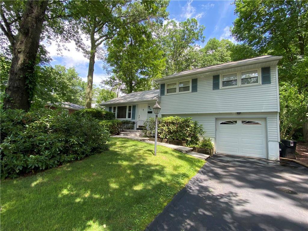 Nanuet, NY 10954,34 Freedman AVE