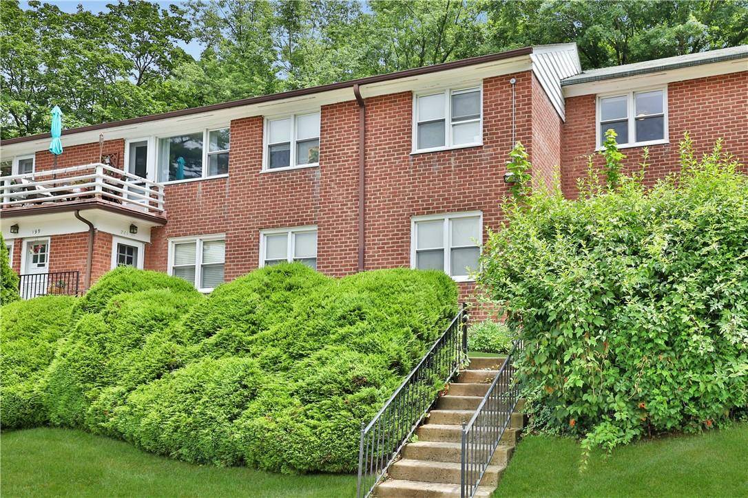 Irvington, NY 10533,201 S Buckhout ST #201