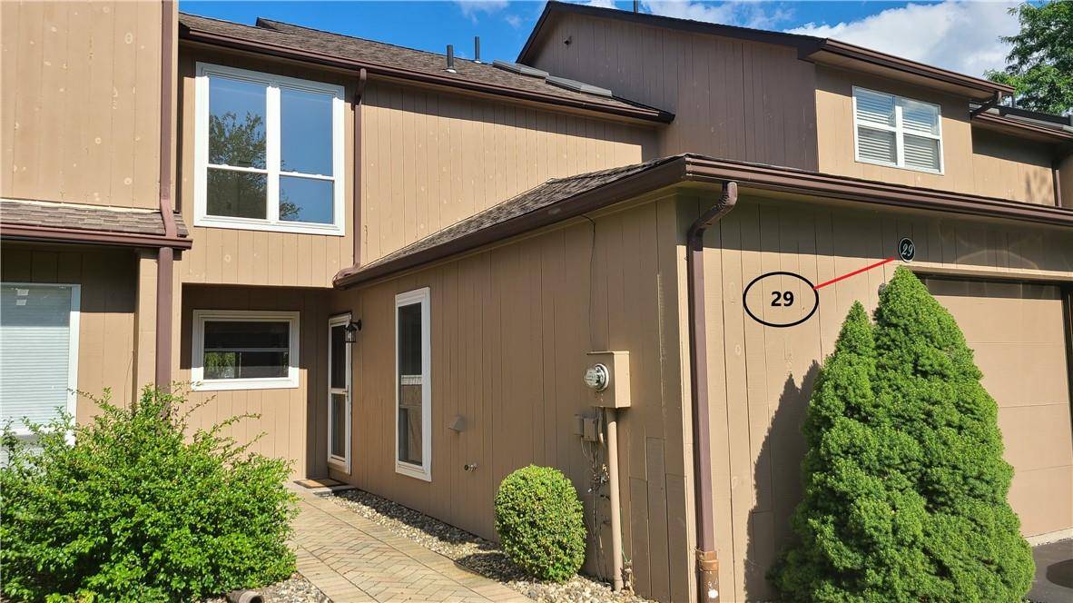 Rhinebeck, NY 12572,29 Pond DR