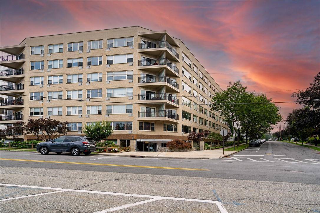 White Plains, NY 10605,12 Old Mamaroneck RD #2E