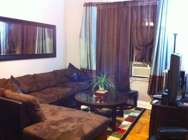 Bronx, NY 10462,2187 Holland AVE #1M