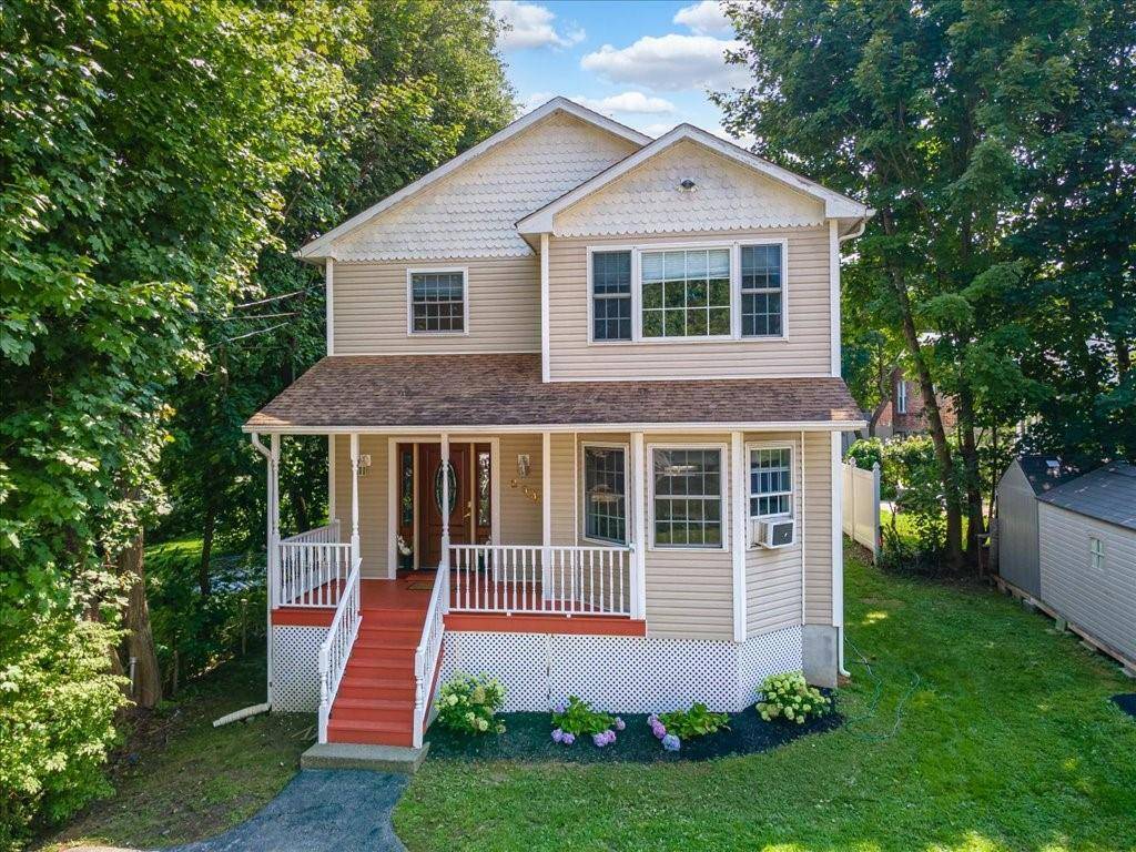 Mahopac, NY 10541,234 Forest RD