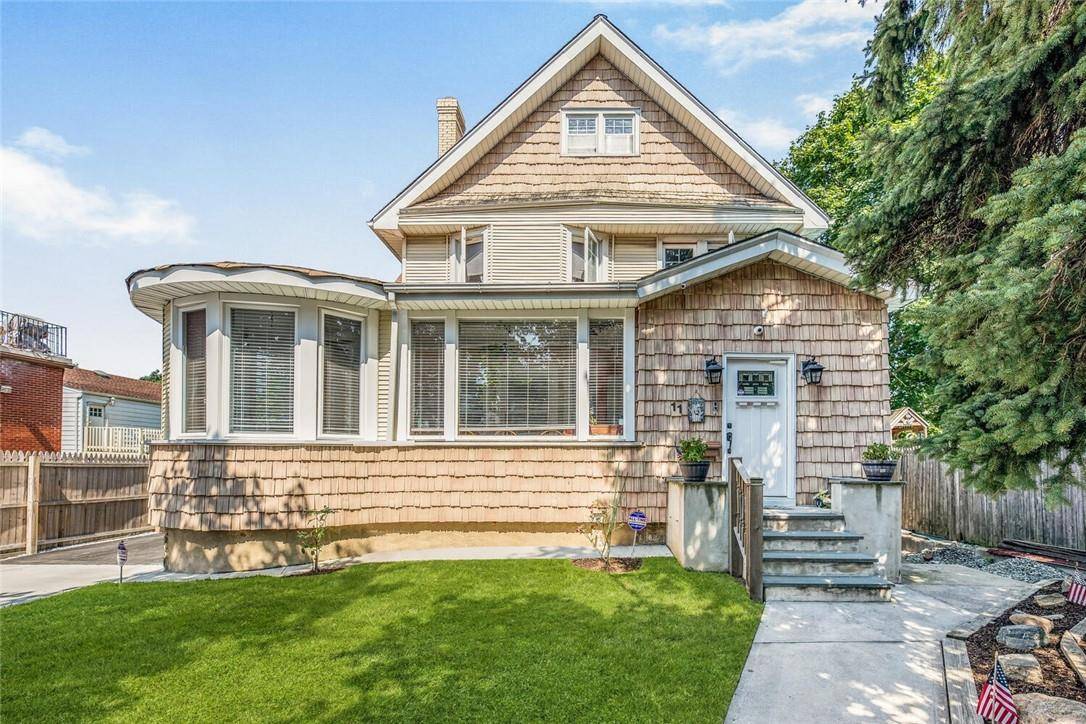 Yonkers, NY 10704,11 Wilbur ST