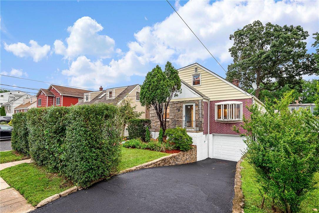 Bronxville, NY 10708,42 Mcgeory AVE