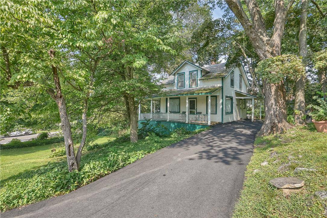 Bedford Hills, NY 10507,163 Babbitt RD