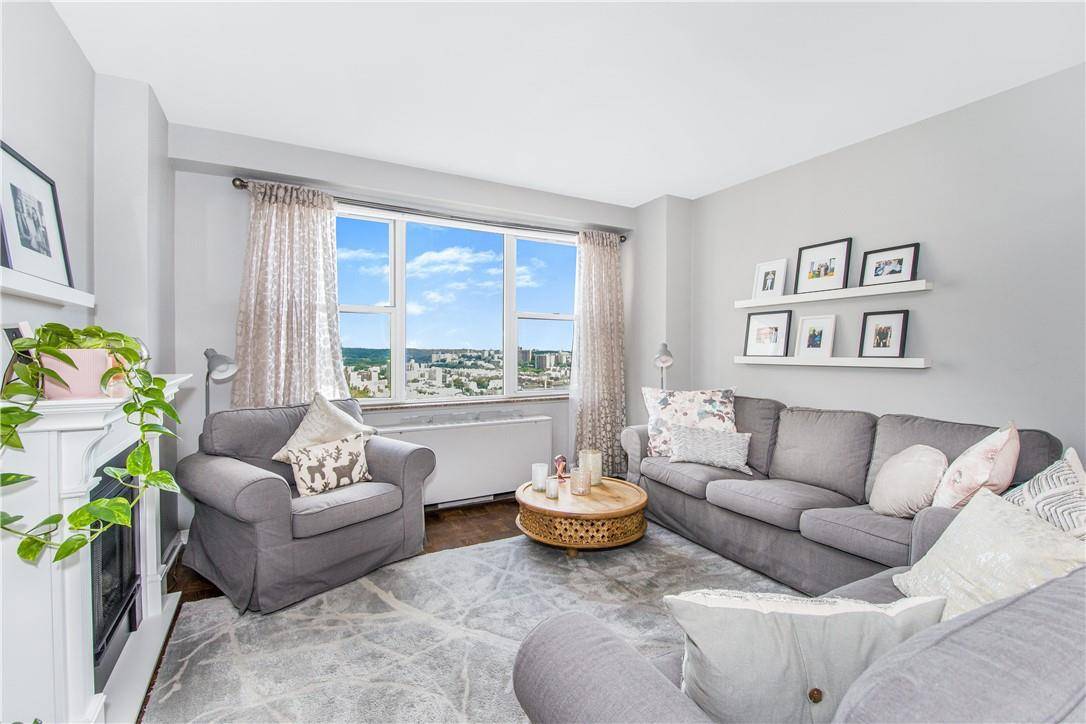 Bronx, NY 10463,2500 Johnson AVE #20A