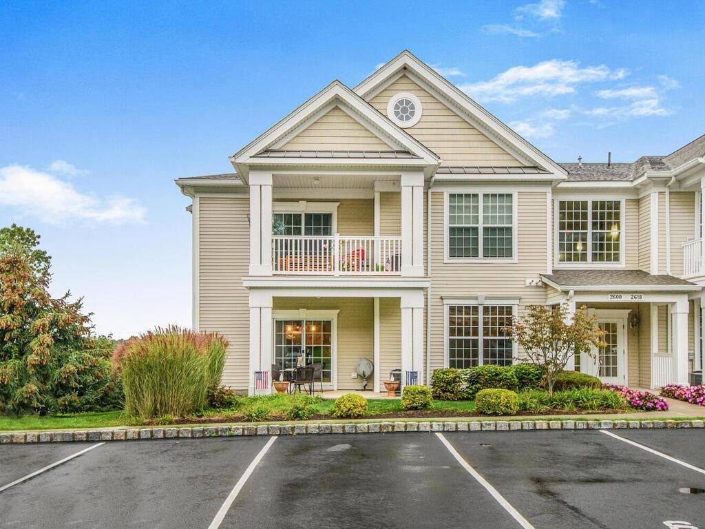 Fishkill, NY 12524,2606 Bennington DR