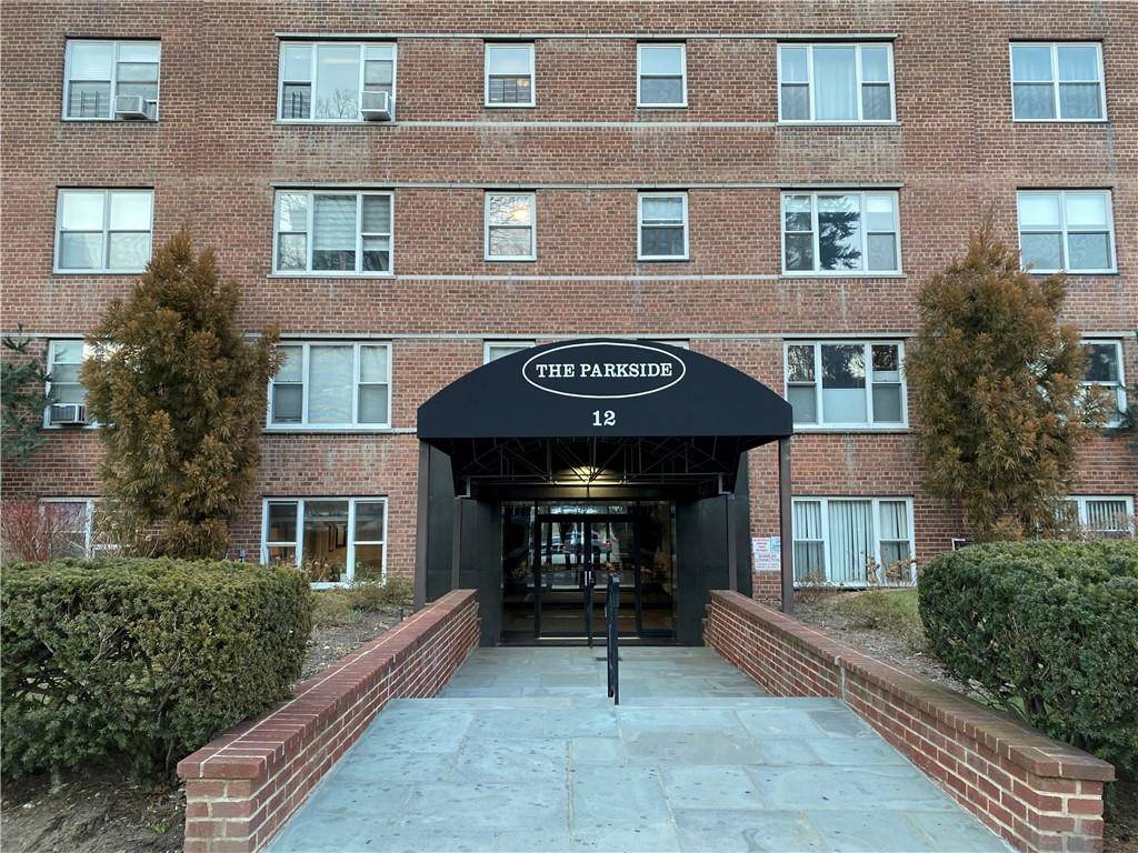 White Plains, NY 10601,12 Westchester AVE #5D