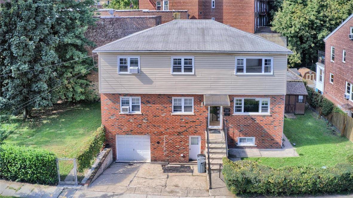 Bronx, NY 10471,5715 Post RD