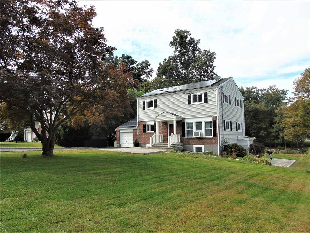 Cortlandt Manor, NY 10567,17 Westbrook DR