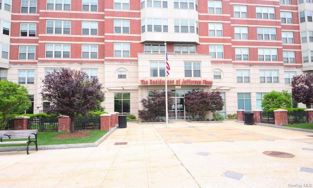 White Plains, NY 10605,300 Mamaroneck AVE #524