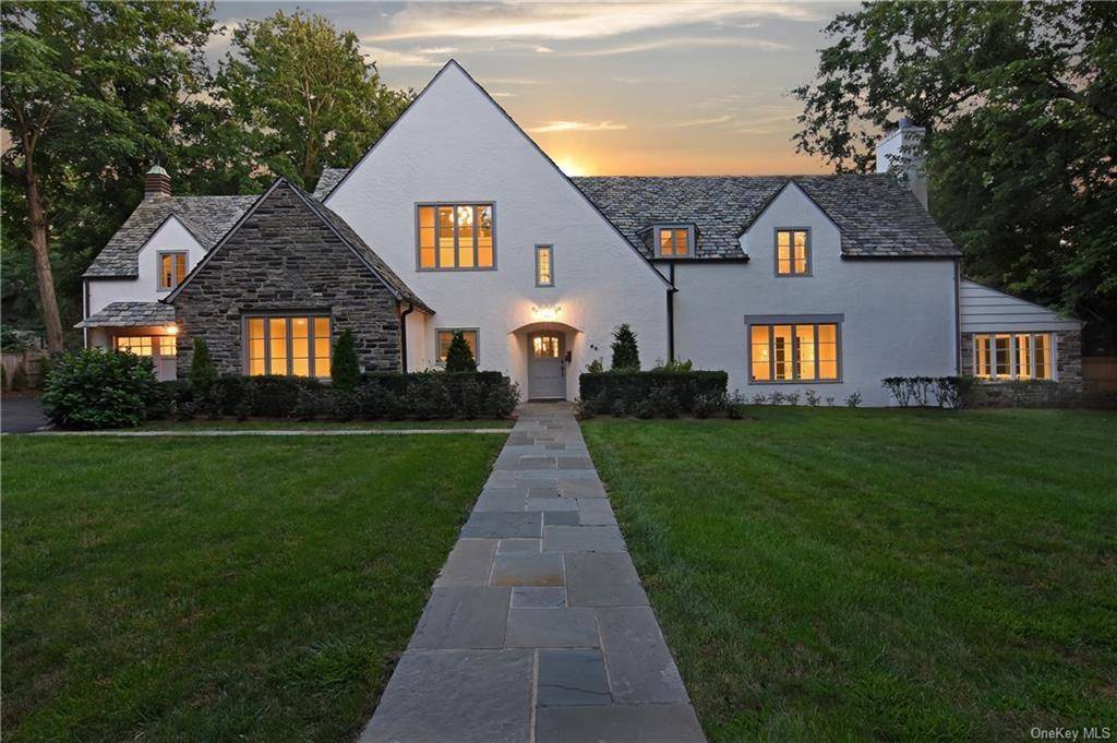 Bronxville, NY 10708,60 Hampshire RD