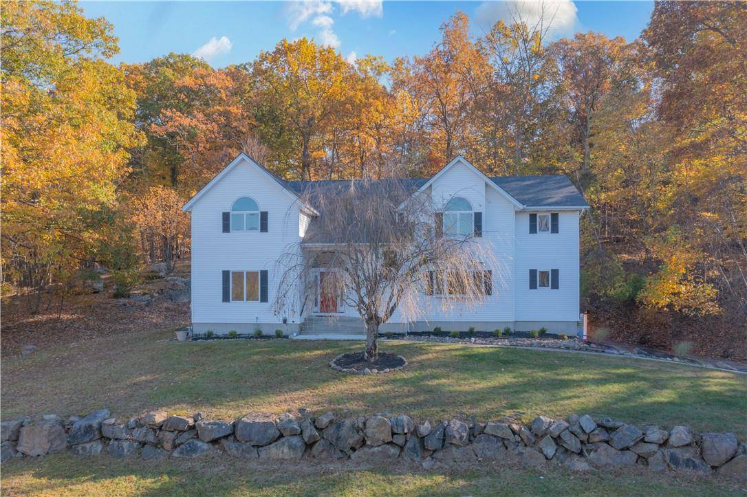Stony Point, NY 10980,24 Pyngyp RD