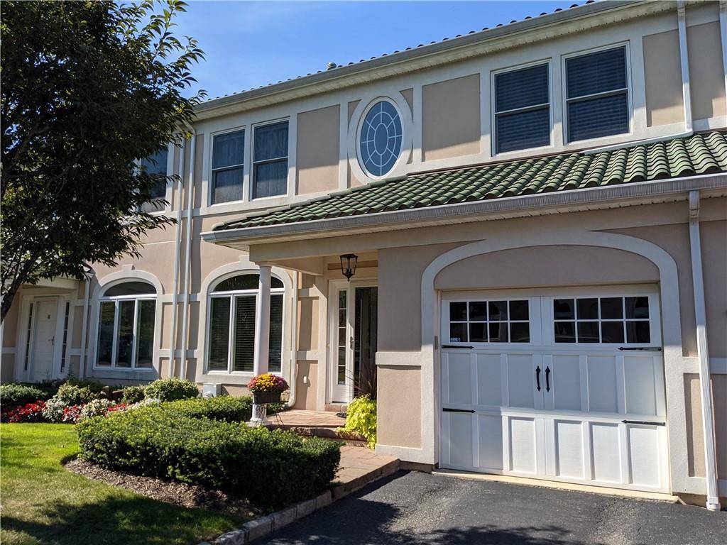 Bay Shore, NY 11706,17 Villa Prm