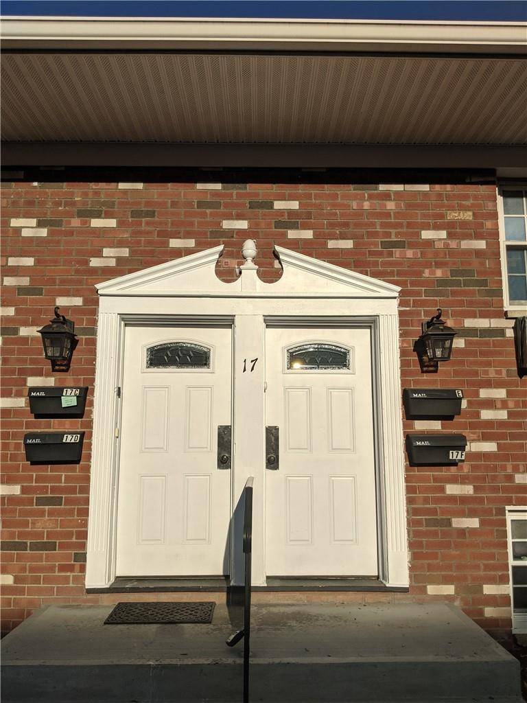 Wappingers Falls, NY 12590,17 Alpine DR #C