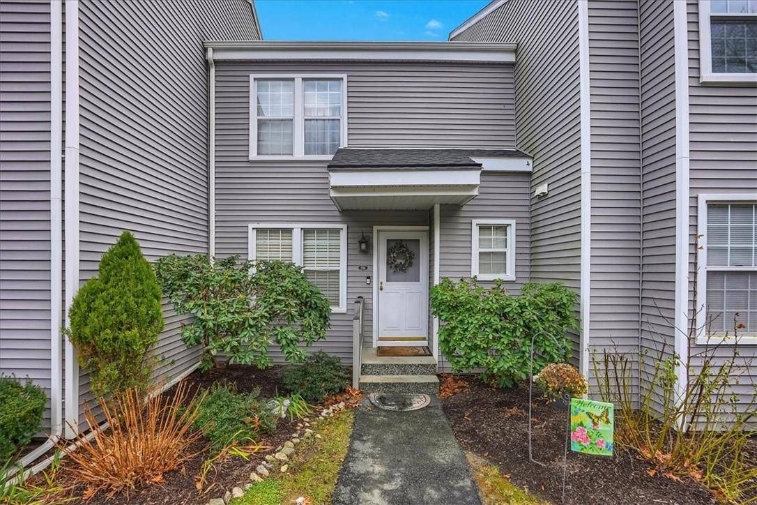 Carmel, NY 10512,706 Misty Hills LN