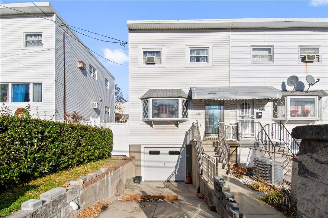 Bronx, NY 10473,2253 Seward AVE