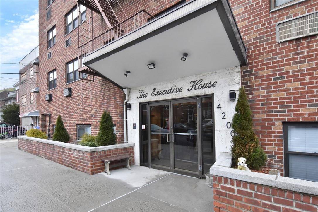 Bronx, NY 10470,4200 Herkimer PL #4F