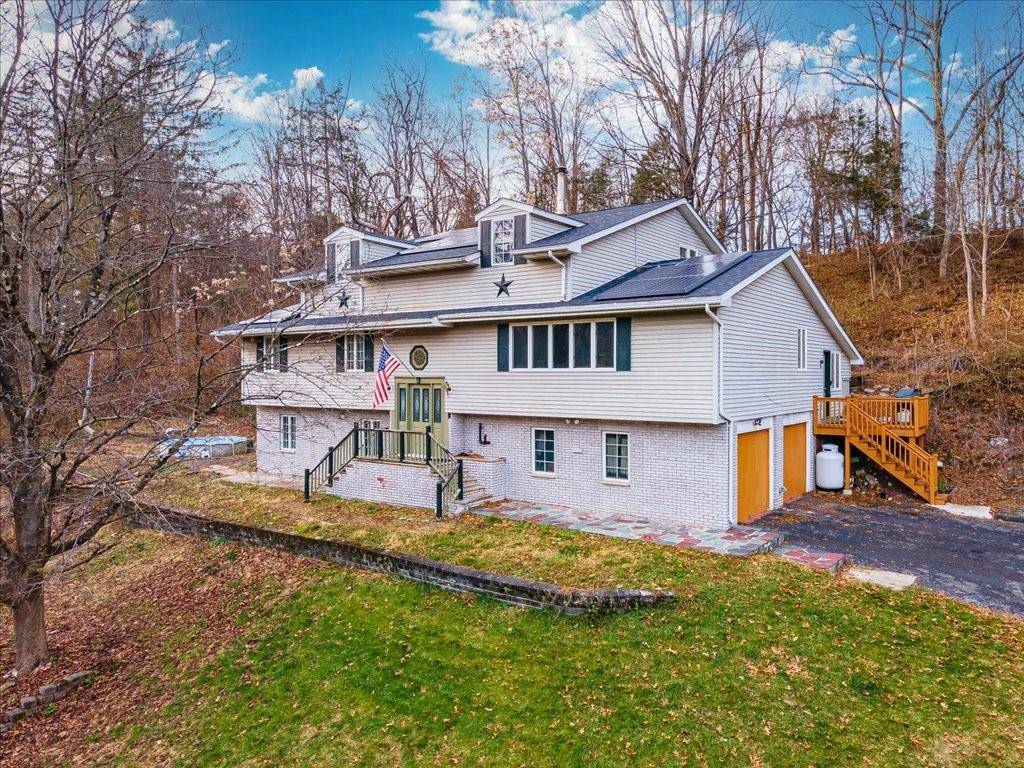 Hopewell Junction, NY 12533,22 Underhill RD