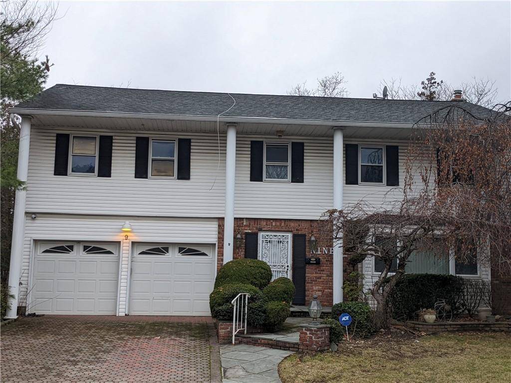 New Hyde Park, NY 11040,9 Cary RD