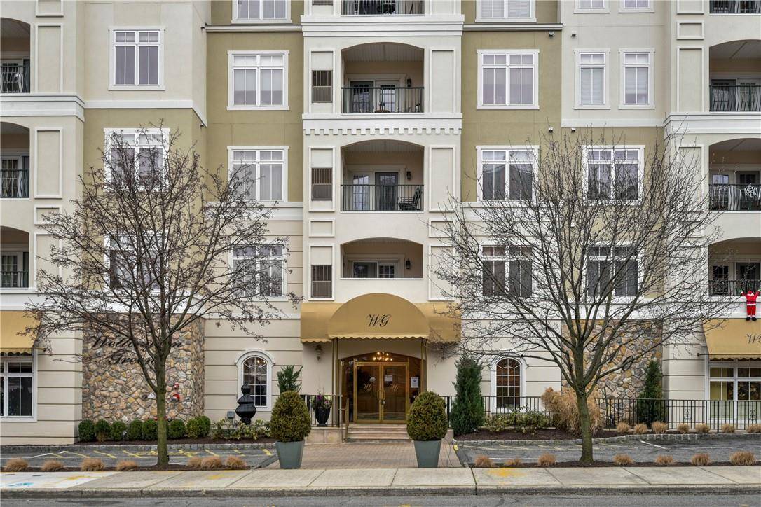 Port Chester, NY 10573,410 Westchester AVE #110