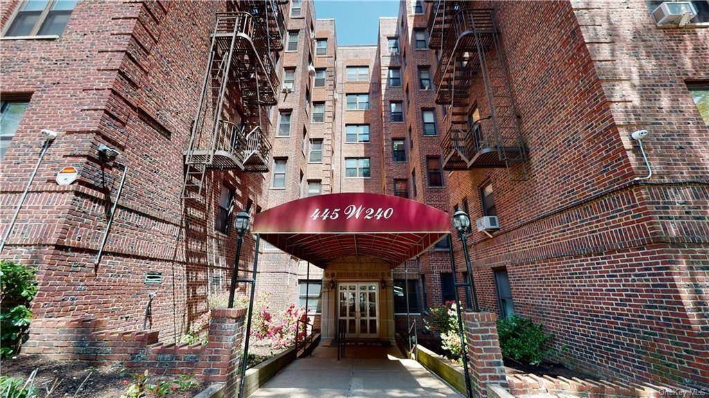Bronx, NY 10463,445 W 240th ST #7K