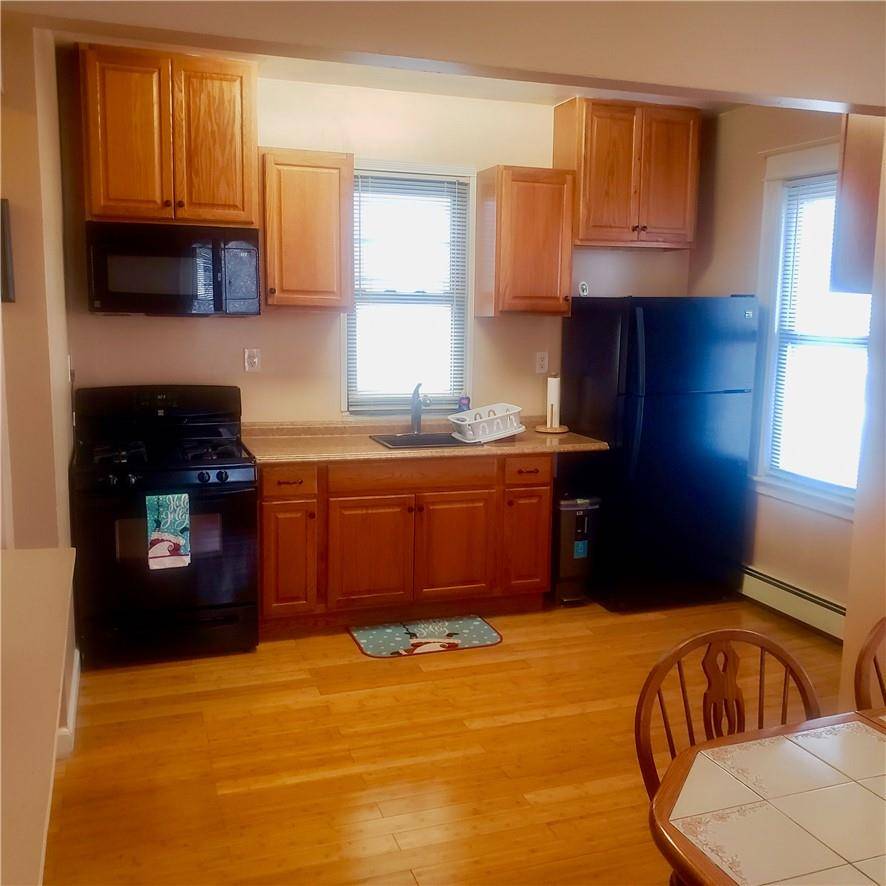 Bronx, NY 10461,2871 E 194